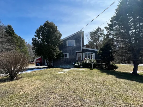 35 Mountain View Extension, Rockland, ME 04841