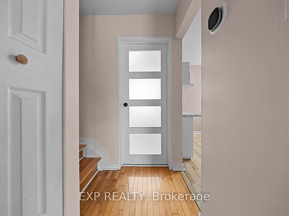 4th image of 1449 Ridgebrook Dr