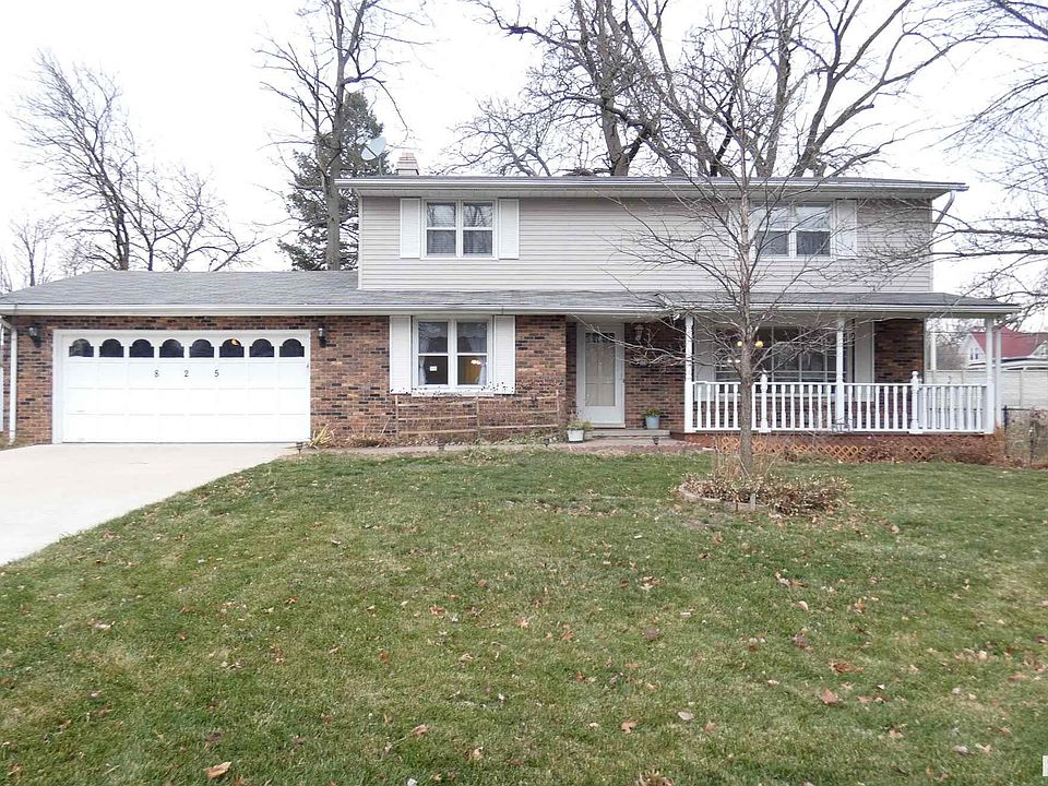 1st image of 825 W Kensington Dr