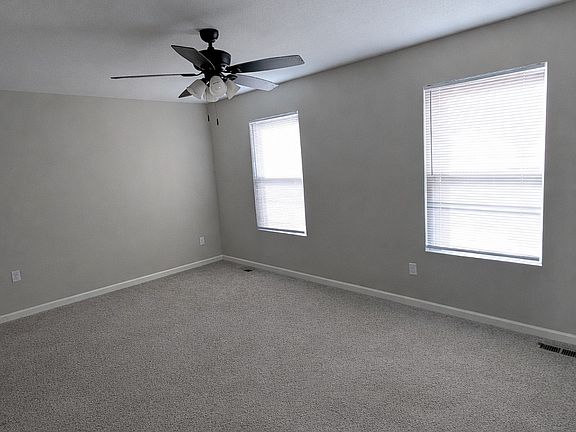 4th image of 8894 W Meadow Park