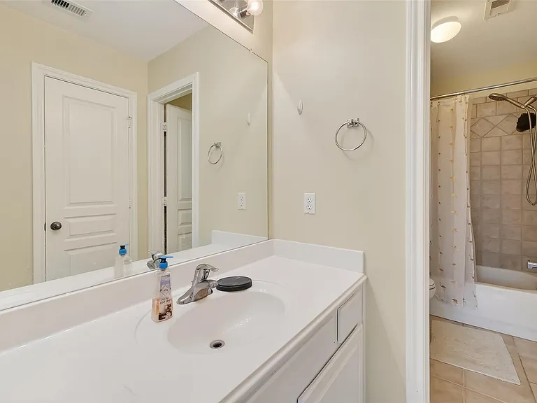 14419 Manorbier Ln — Photo 34