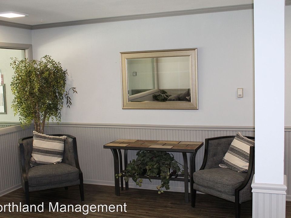 1st image of 2645 N Farwell Ave #8652006