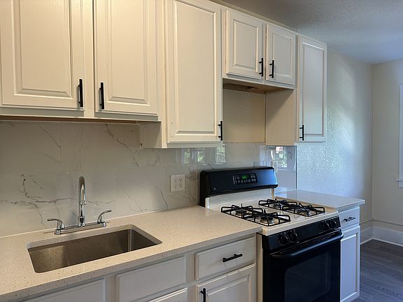 2nd image of 1319 Charles St #11391405