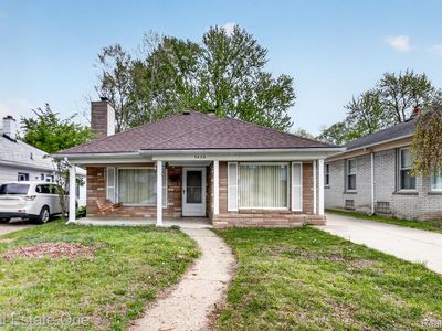 7420 Drexel St, Dearborn Heights, MI, 48127