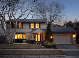 4456 Hawthorne Dr, Burlington, ON L7L1G5