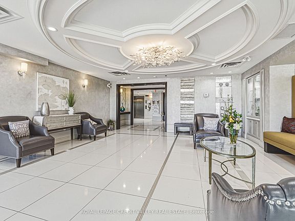 5th image of 60 Rosedale Ave W #316