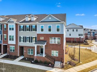 509 Gateway Townes Blvd, Wake Forest, NC 27587