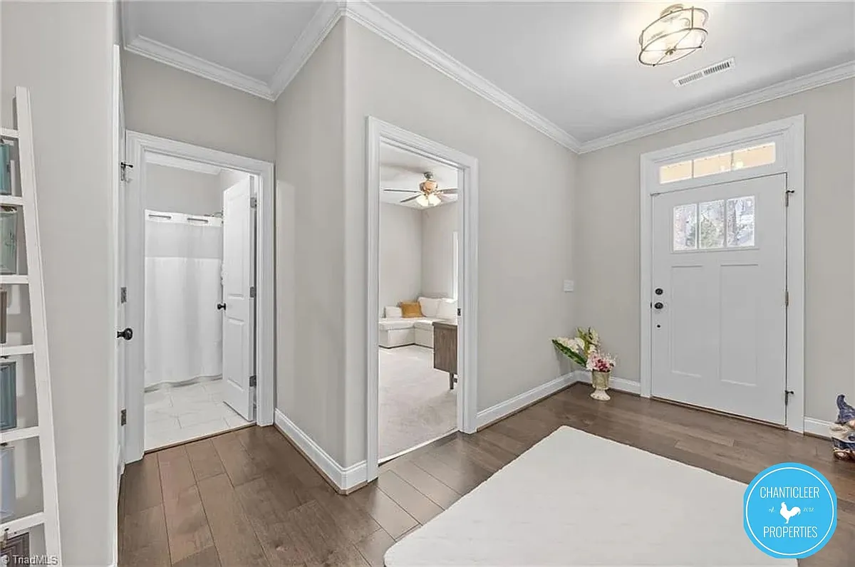 Building Photo - 306 Lamplighter Cir #1