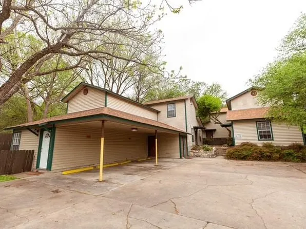712 Peques St, San Marcos, TX 78666