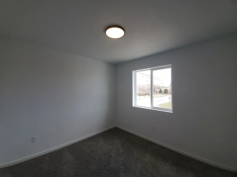 304 N Handy St — Photo 13