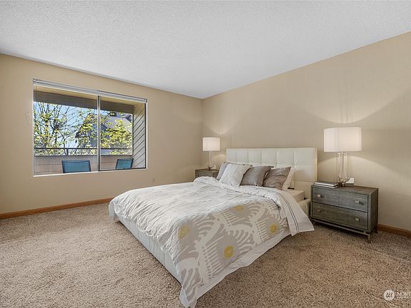 3rd image of 15175 Sunwood Boulevard #DD21