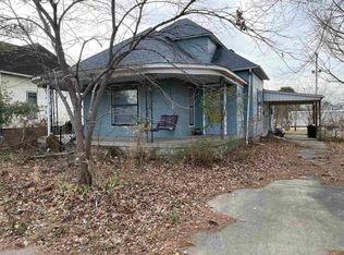 209 S 16th St, Herrin, IL 62948