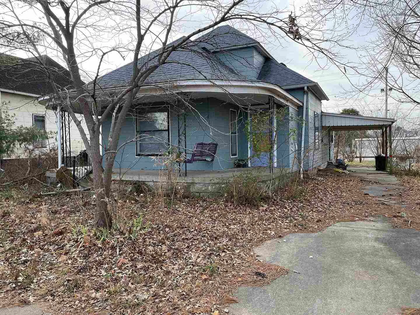 209 S 16th St photo 1