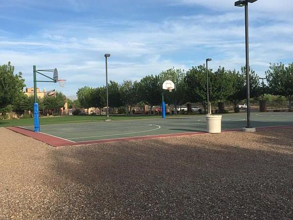 3rd image of 482 E Placita Fanega