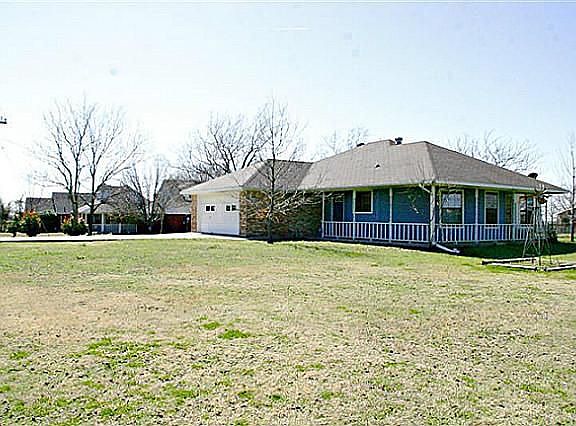 2nd image of 1611 Fm 741