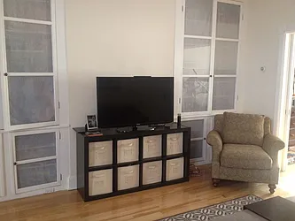 Rented by Nest Seekers International