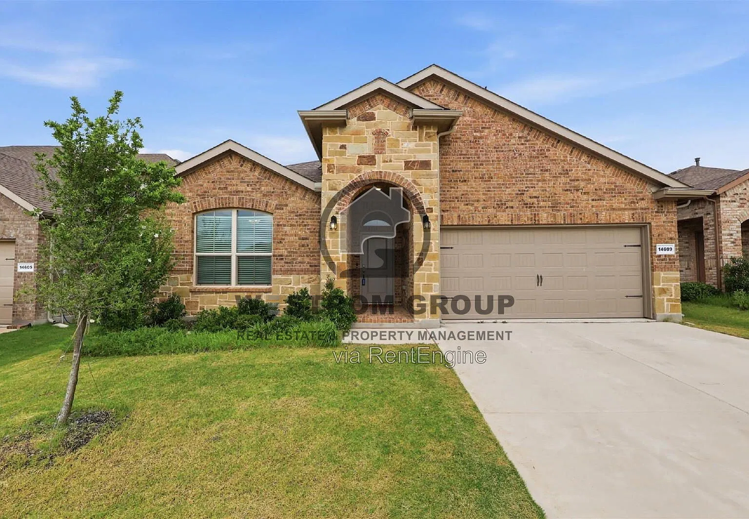 4 bed, 2.0 bath, 2014 sqft, $2,495 — Photo 1