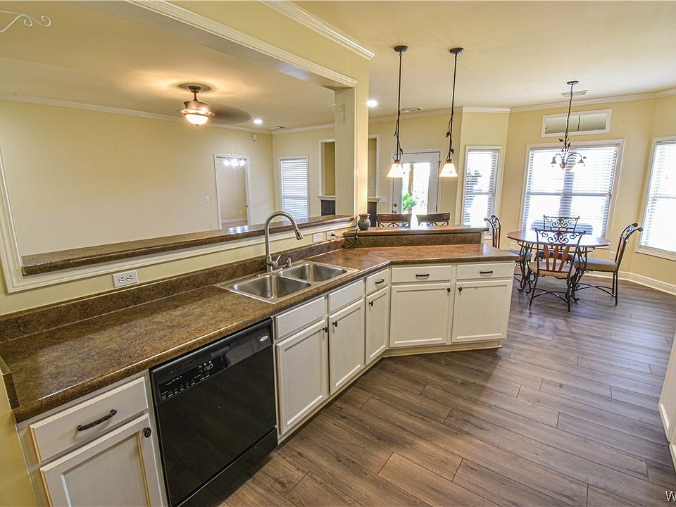 1st image of 360 Prairie Field Dr