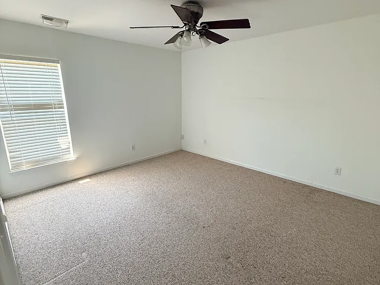 8742 Appledale Dr — Photo 18