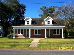 210 2nd St, Rayne, LA 70578