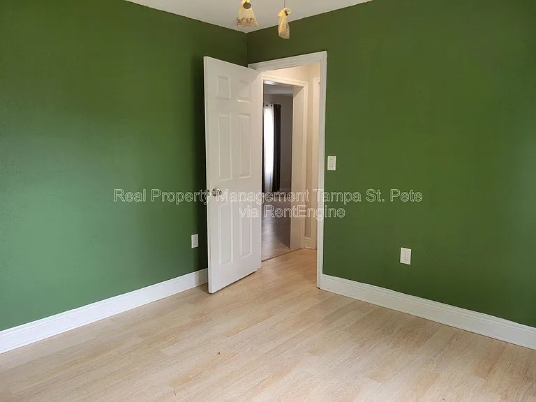 1711 E New Orleans Ave — Photo 23
