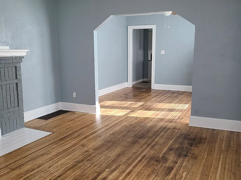 274 E Hinman Ave — Photo 15