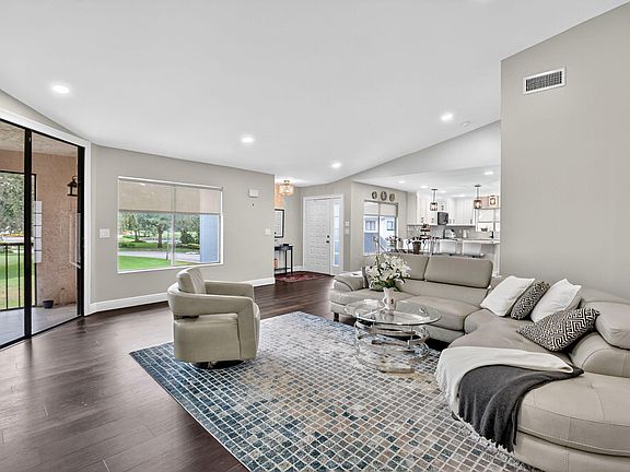 4th image of 15307 Strathearn Drive #11204