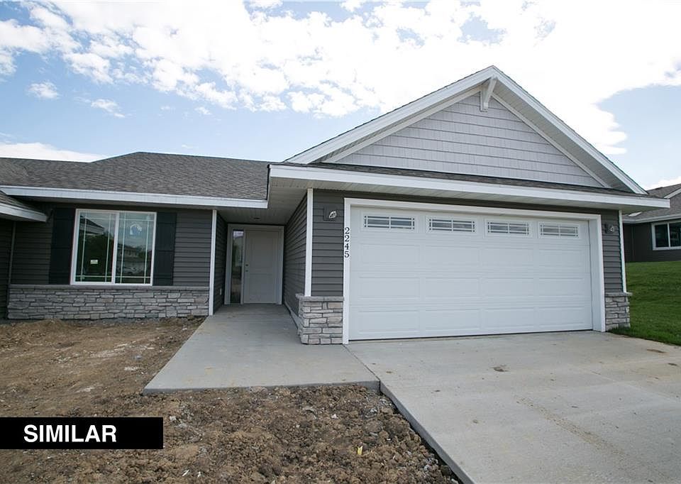 1st image of 5421 NE Briarwood Dr