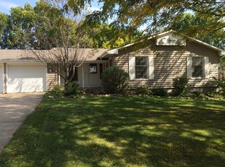 123 31st St SW, Cedar Rapids, IA 52404