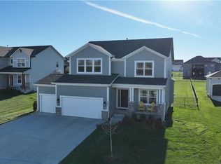 1622 Grandshire Dr, Raymore, MO 64083