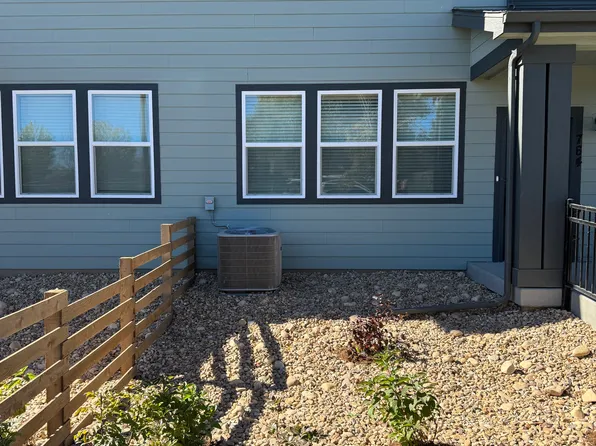 764 Nob Hill Ln, Fort Collins, CO 80524