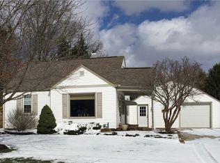 6657 El Mar Dr NW, North Canton, OH 44720