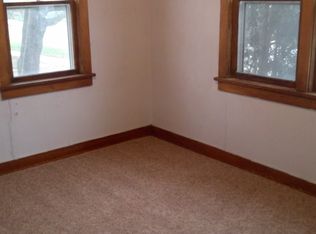 1226 James Ave, Albert Lea, MN 56007