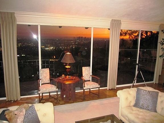 5th image of 8403 Franklin Ave