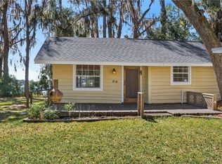 8950 E Devilsneck Rd, Floral City, FL 34436