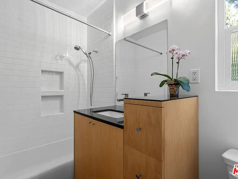 631 Pier Ave #3 — Photo 13