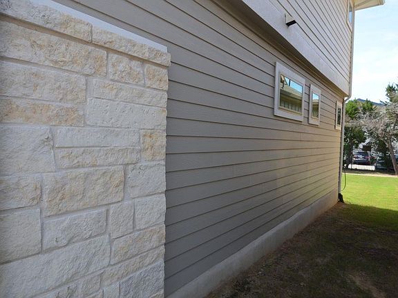 4th image of 1108 Lucca Dr #3