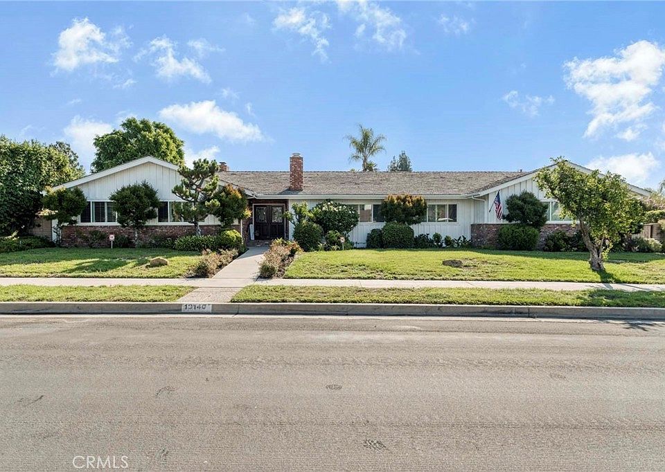 1st image of 10140 Donna Ave