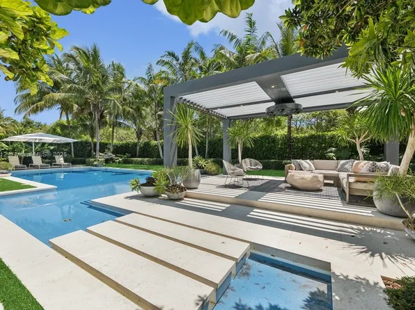 4898 Tropicana Ave, Cooper City, FL 33330