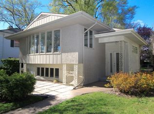 1799 Summit Ave, Saint Paul, MN 55105