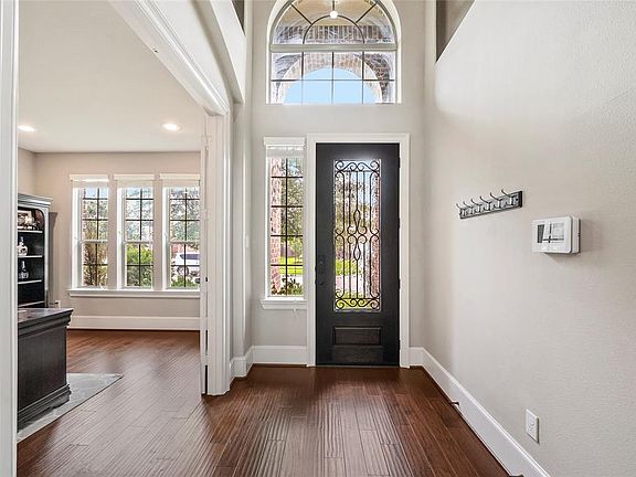 3rd image of 14819 Ashley Creek Ct