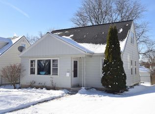 3355 N 83rd St, Milwaukee, WI 53222