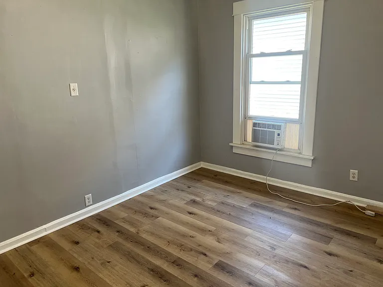 1305 S Belmont Ave — Photo 14
