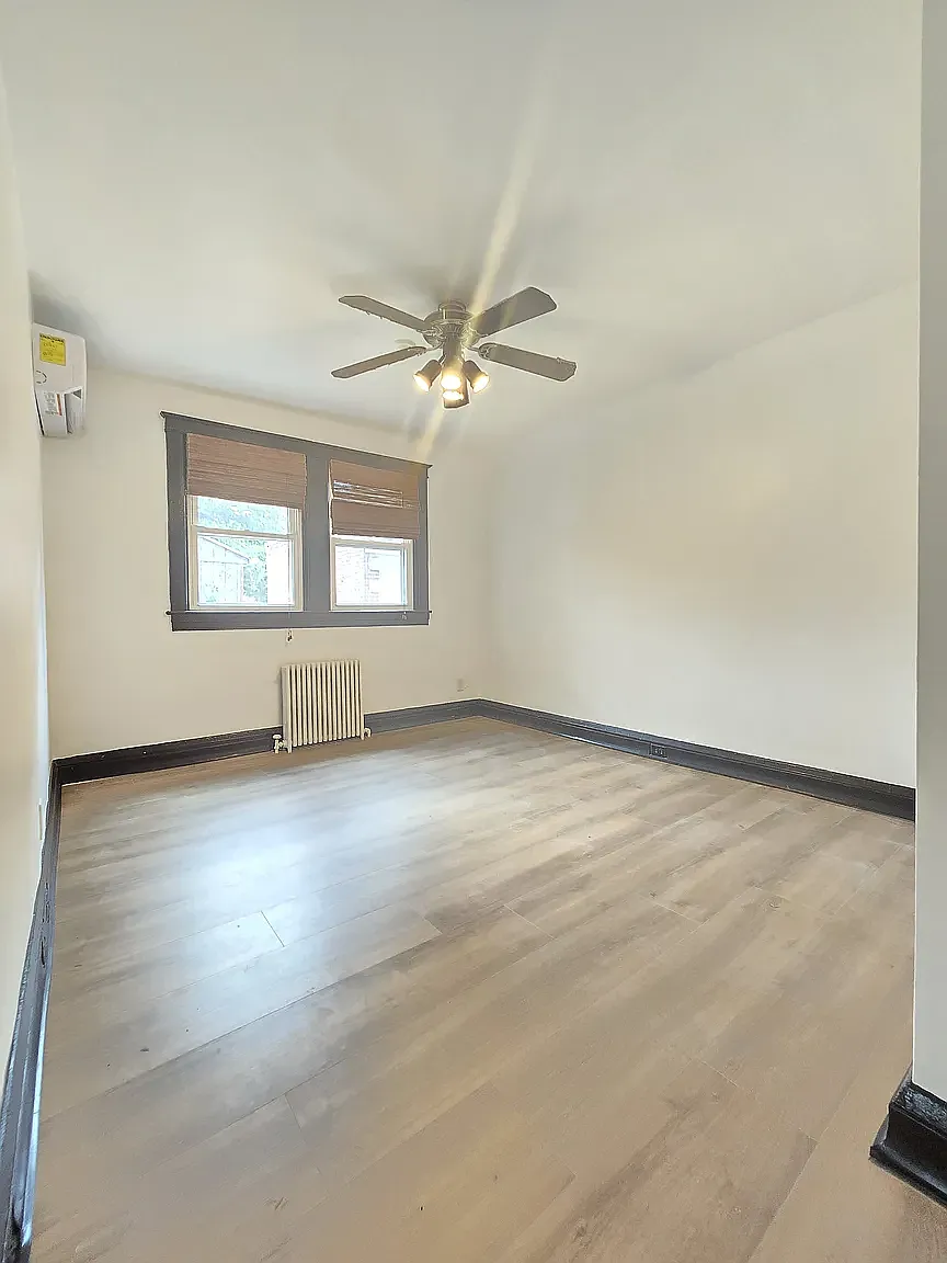 2 bed, 1.0 bath, 875 sqft, $1,550 — Photo 3