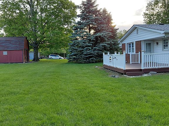 2nd image of 1703 W 221st St