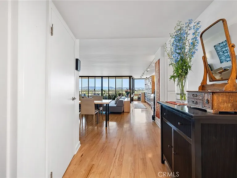 4265 Marina City Dr #511W — Photo 3