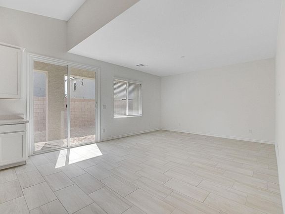 4th image of 4339 Outlook Vista Ave