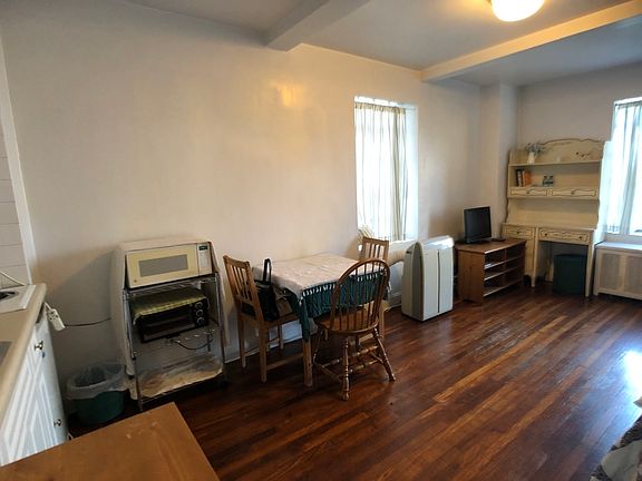 3rd image of 5 Tudor City Pl APT 927