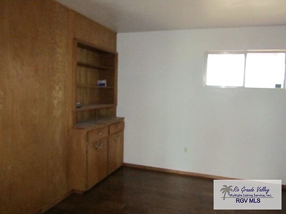 4th image of 225 Resaca Shores Blvd