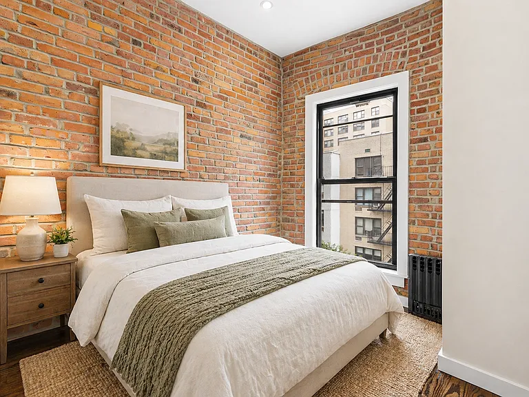 176 Stanton St #1C — Photo 10